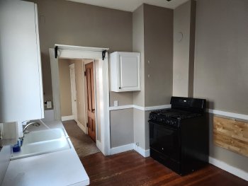 97 W Pearl St Apt 2, Nashua,  3060