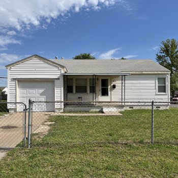 4547 E Young Ct , Tulsa,  74115