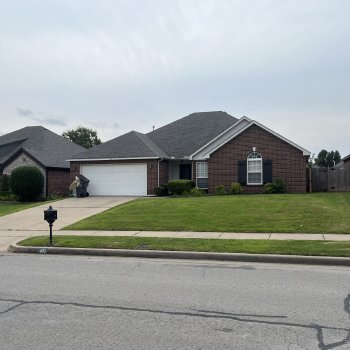 402 West 125th Street South , Jenks,  74037