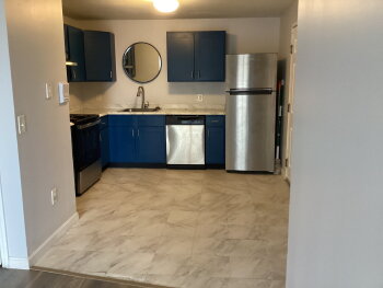 12 East Side Drive Building 4 Unit 16, Concord,  03301