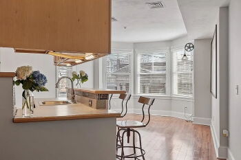 1 High Street Unit B, Amesbury,  01913