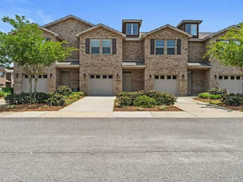 8740 Brown Pelican Cir , Navarre,  32566
