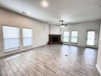 5909 Northwest Reynolds Street , Bentonville,  72713