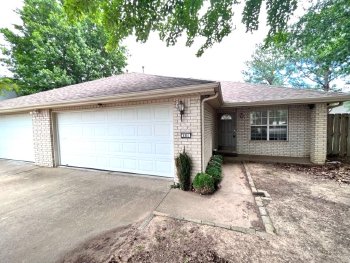 884 N Daisy Ln , Fayetteville,  72704-5115