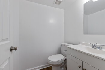 300 Spring Street Apt 17 , Dickson,  37055