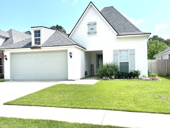 304 San Sebastian Drive , Youngsville,  70592