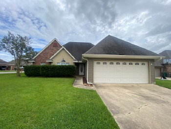 101 Seneca Circle , Youngsville,  70592