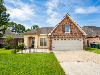 213 Woodhaven Road , Youngsville,  70592