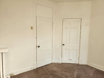 113 E 3rd St , Duluth,  55805