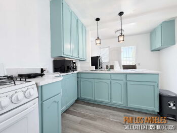 6914 1/2 Main Street , Los Angeles,  90003