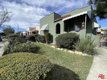 723 E 81st St , Los Angeles,  90001