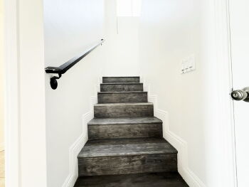 1440 East 42nd Street , Los Angeles,  90011