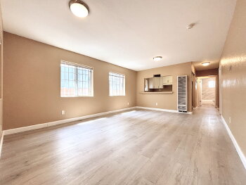 1385 East Vernon Avenue , Los Angeles,  90011