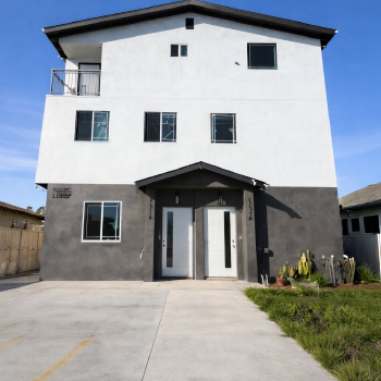 1731 East 68th Street, Unit D , Los Angeles,  90001