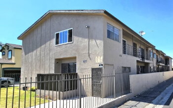 1017 West 95th Street, Unit 3 , Los Angeles,  90044
