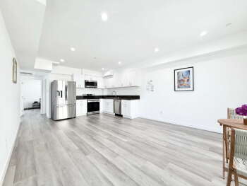 1258 Leighton Avenue Unit A, Los Angeles,  90037