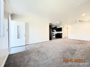 114 West 50th Street , Los Angeles,  90037