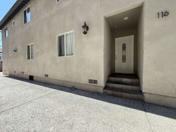 116 West 50th Street , Los Angeles,  90037