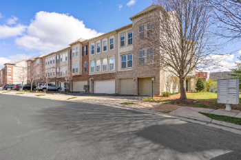 22886 Livingston Ter , Brambleton,  20148