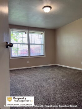 413 W 11th St A-06, Alexandria,  46001