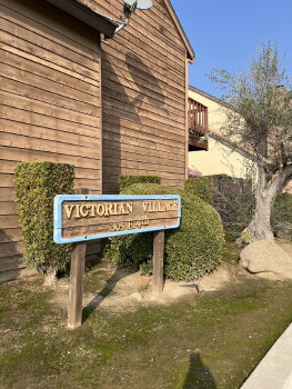 305 E 4th St Apt F , Madera,  93638-3273