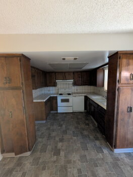 2414 W Beech Ave , Visalia,  93277-4300