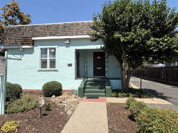 323 N Thor St #B, Turlock,  95380