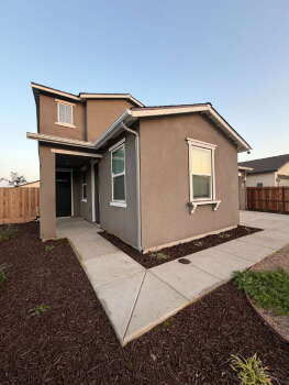 42 Blueberry Lane , Merced,  95341