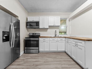 8210 North Klondyke Street #1, Tampa,  33604