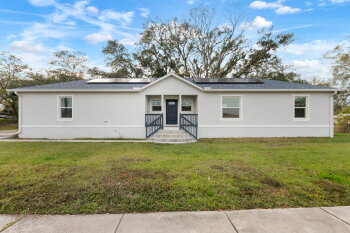 902 West Alsobrook St , Plant City,  33563