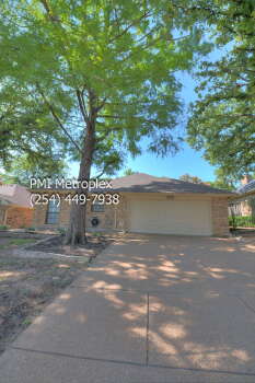 5516 Timber Green Drive , Arlington,  76016