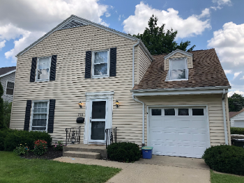 110 S Hawthorne Dr , South Bend,  46617-3439