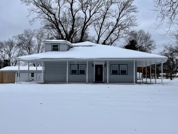 19901 Oakdale Avenue , South Bend,  46637