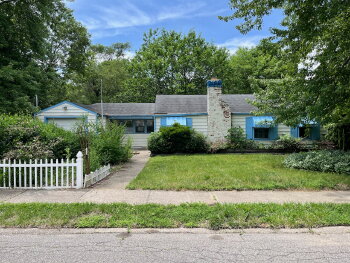 2405 Woodmont Dr , South Bend,  46614