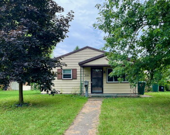 709 E 7th St , Mishawaka,  46544-2323