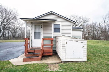 2142 West US Highway 40 Apt 18, Greenfield,  46140