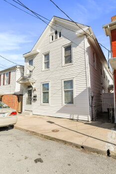 721 2nd St Unit A, Martinsburg,  25404