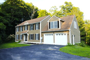 6 Oakridge Road , Salem,  06420