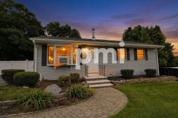 90 Nantucket Dr , Mystic,  06355