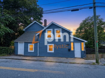 231 Broad St , Norwich,  06360