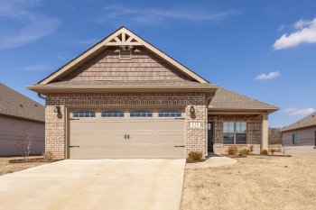 125 Caspian Ln , Meridianville,  35759