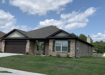 101 Ocean Springs Ave , Toney,  35773