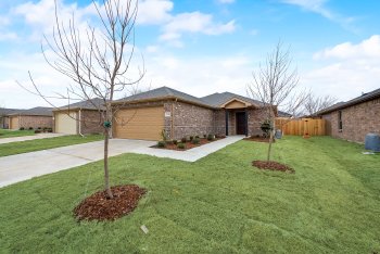 1411 Warringwood Dr , Greenville,  75402