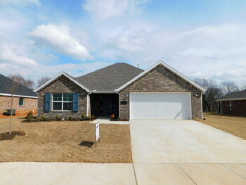 474 N Yona Ln , Farmington,  72730-5010