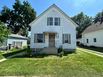 906 2nd St , La Porte,  46350