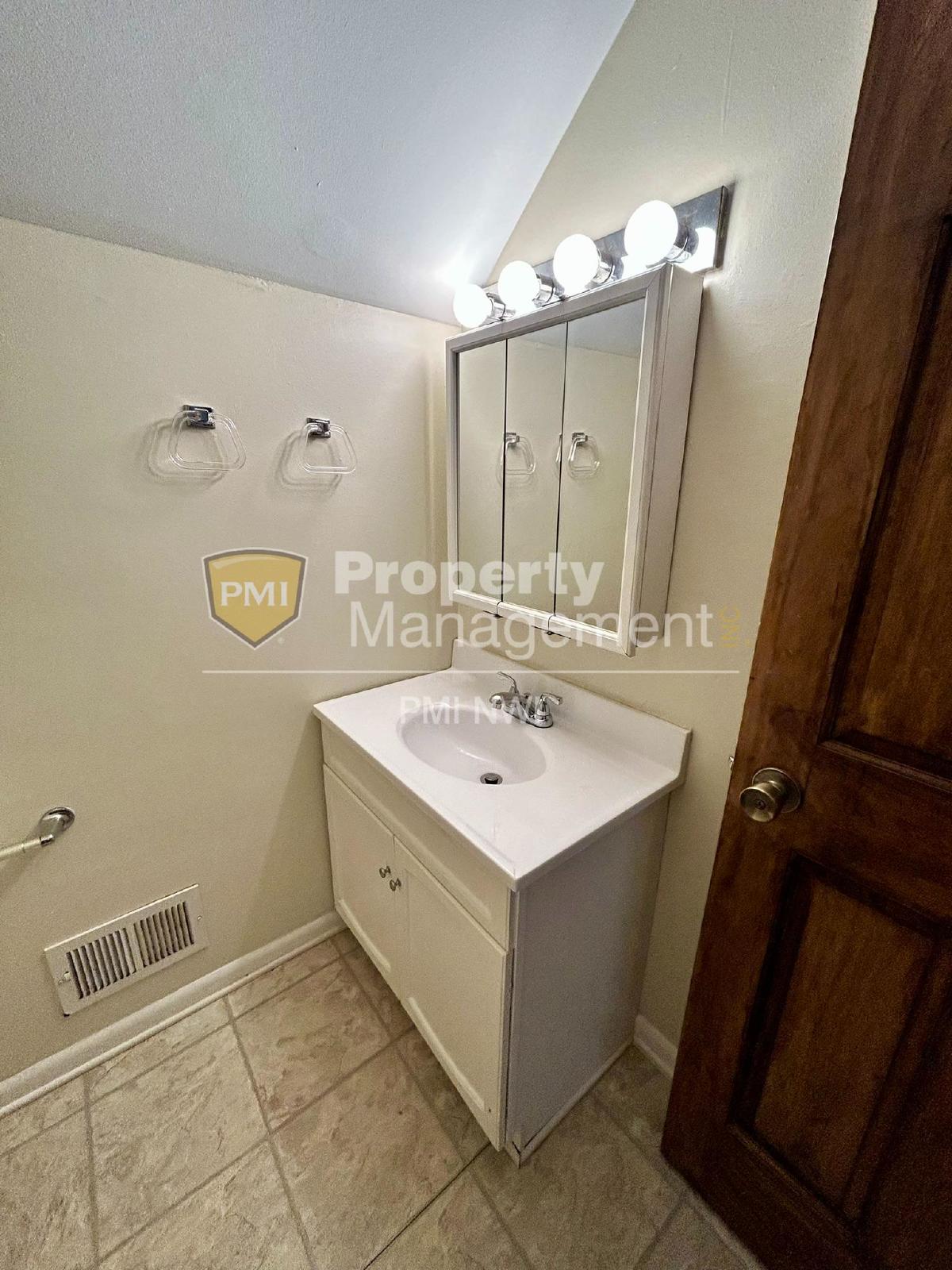 542 Raven Rd Valparaiso, IN 46385 PMI NWI 2023