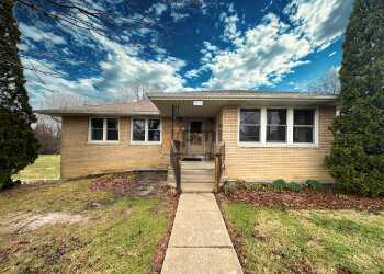 856 Hope Street Unit 1 , Valparaiso,  46385