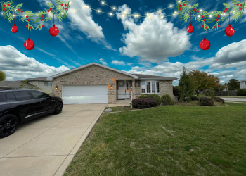 725 Seminary Dr , Dyer,  46311