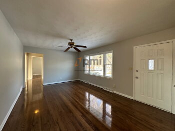 1075 North 100 East , Chesterton,  46304