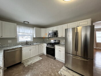 758 Hope St , Valparaiso,  46385